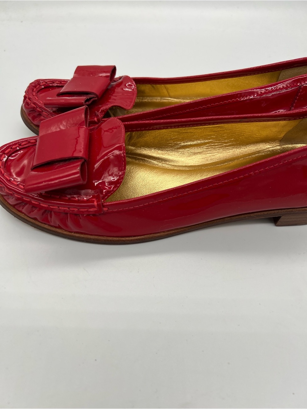 kate spade Red Patent Leather Bow Loafers with Gold Insole - Picture 3 of 6